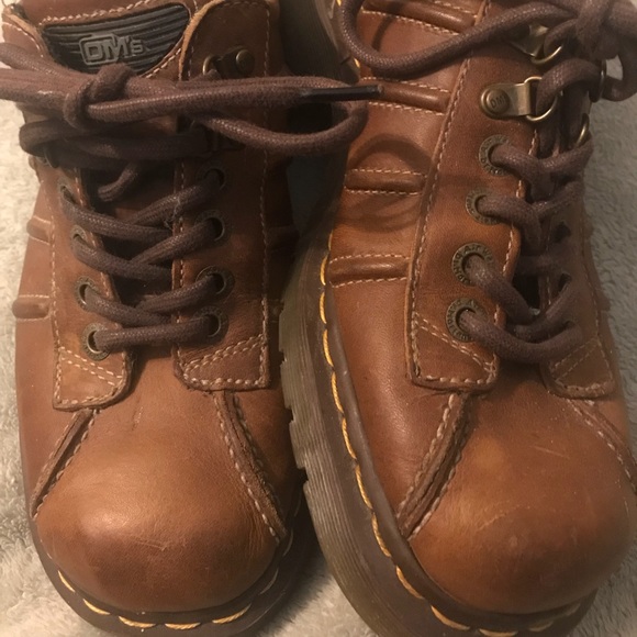 Dr. Martens Shoes - Dr.Martens leather square toe